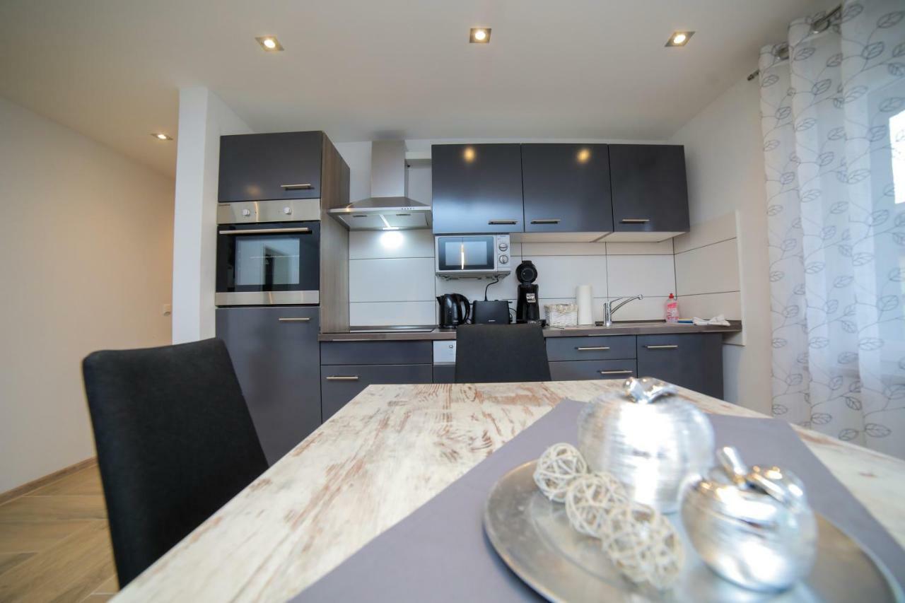 Apartment Claudia Sinsheim Buitenkant foto