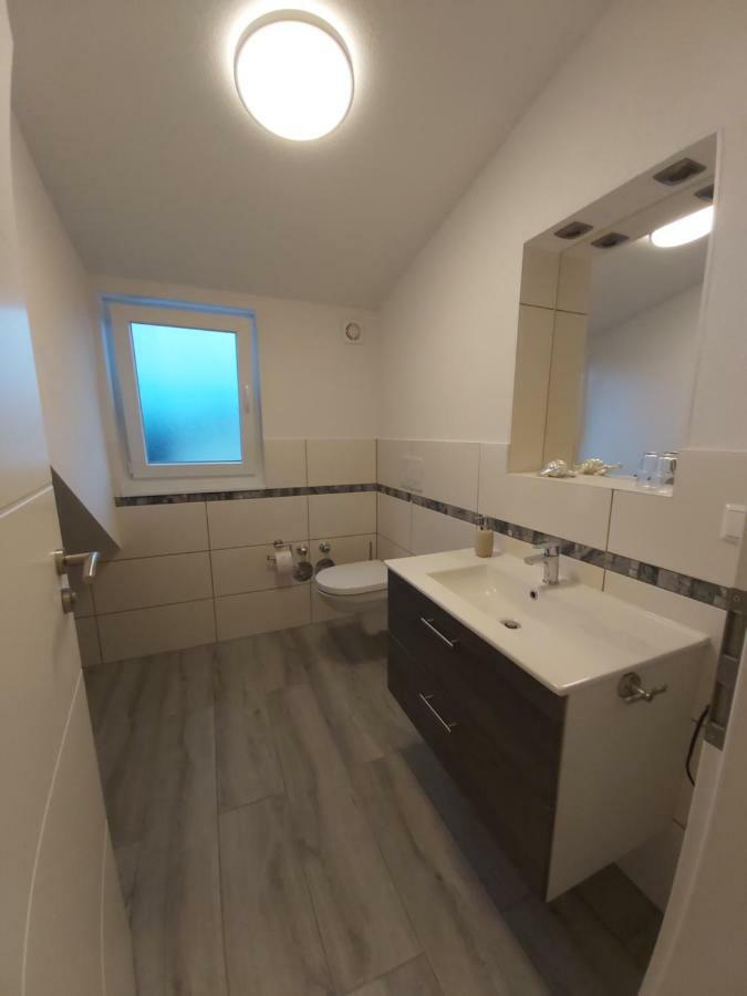 Apartment Claudia Sinsheim Buitenkant foto