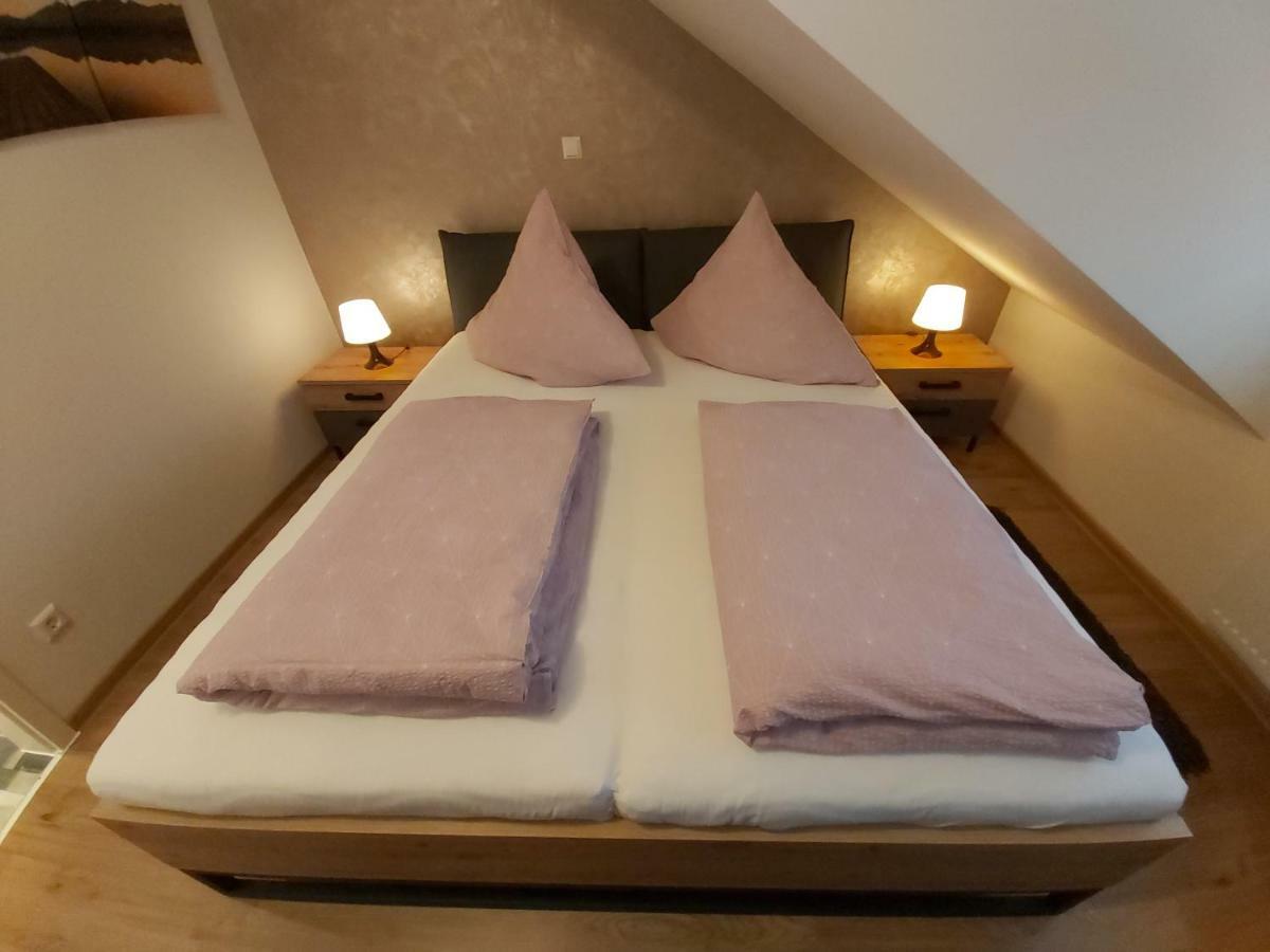Apartment Claudia Sinsheim Buitenkant foto