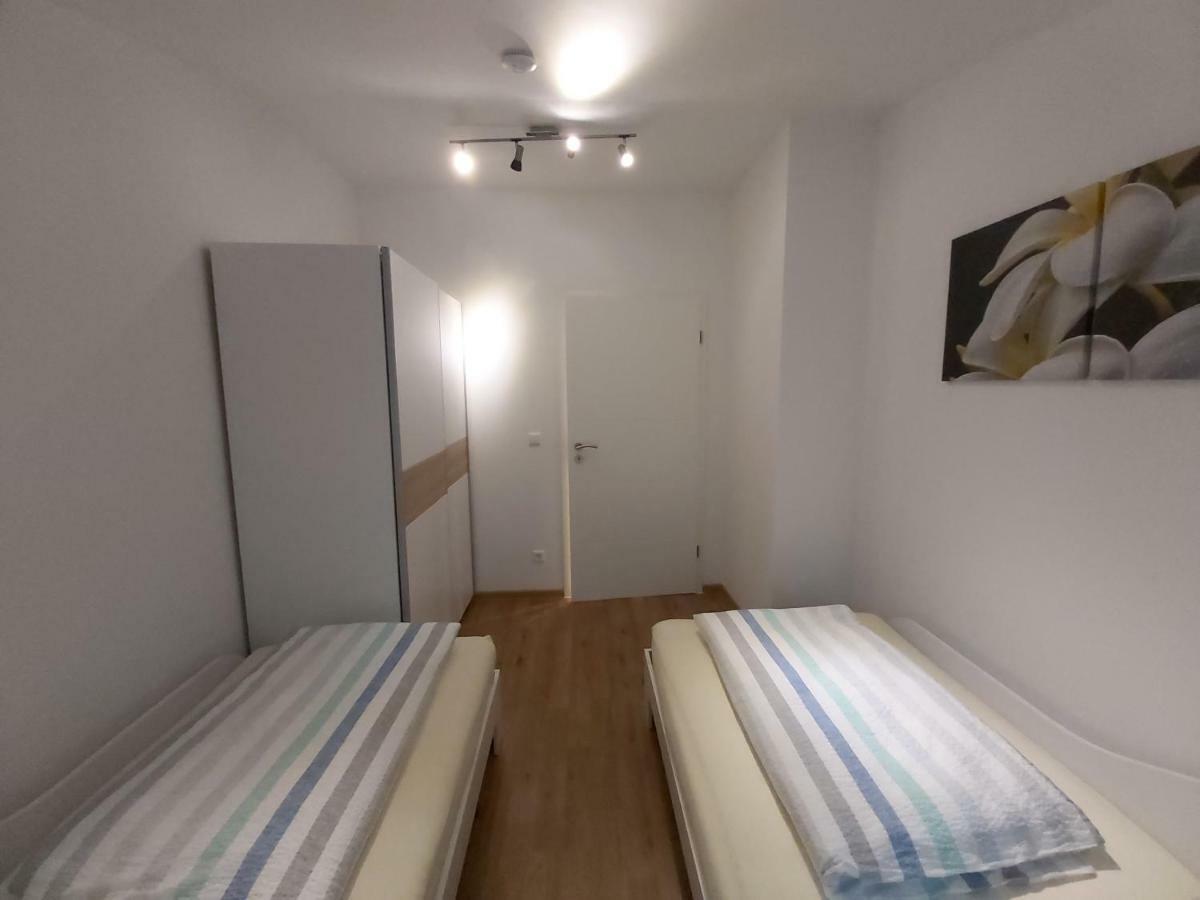 Apartment Claudia Sinsheim Buitenkant foto